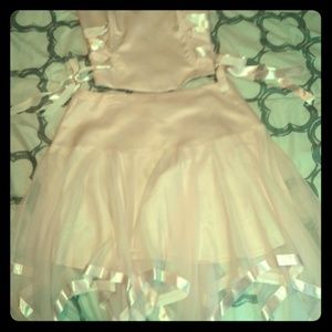 Two piece skirt set